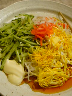 東部ガス・・・「春野菜のキッシュ」。_f0177295_8532329.jpg