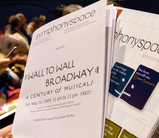 NY屈指のミュージカル・イベント　Wall to Wall Broadway　_b0007805_7214051.jpg