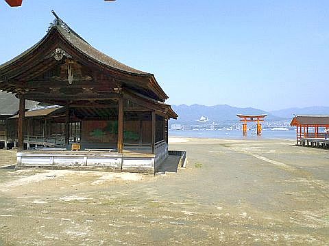 ＧＷに広島への旅　その３☆　宮島　厳島神社へ_b0100973_139746.jpg