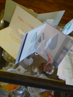 qさん個展「フレームの中のポップアップ展」と・・・昔コロッケ。_f0177295_10334065.jpg