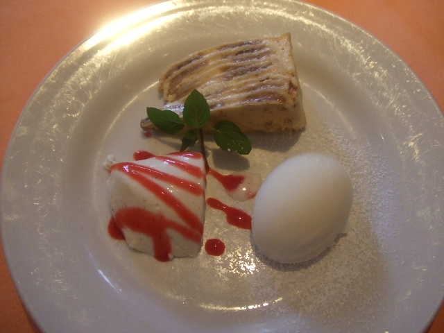 ピッコロ・グランデにてランチ_e0123104_682796.jpg