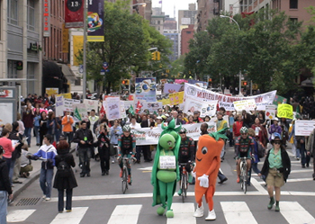 べジー・プライド・パレード（Veggie Pride Parade, NYC, 2009）_b0007805_10461613.jpg
