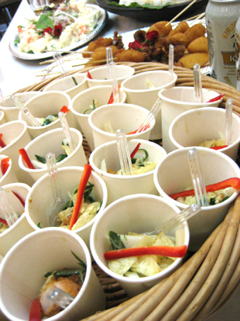 オープニングパーティはくしざしお料理!_e0044855_255728.jpg