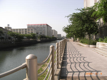 b0002879_22471159.jpg