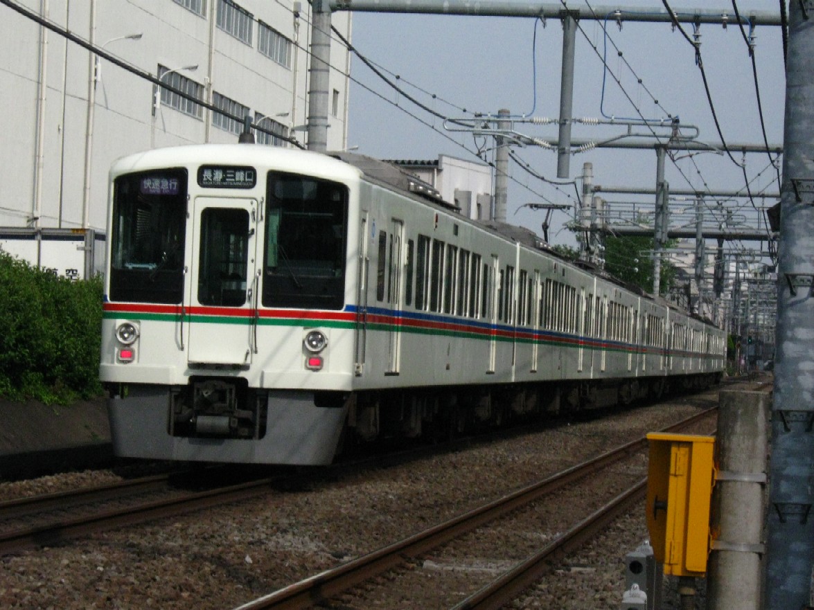 d0044222_22441784.jpg