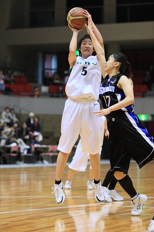 2009/04/29(水)立命館大-武庫川女子大@尼崎市記念公園総合体育館05_c0119900_15132557.jpg