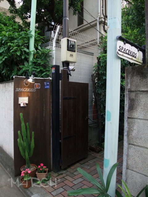 e0146037_2391410.jpg