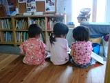 「絵本の読み聞かせ」 _e0114963_1455194.jpg