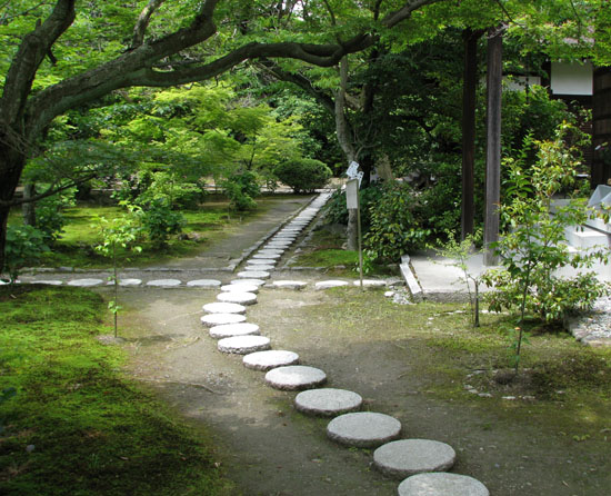 勧修寺_e0048413_1921221.jpg