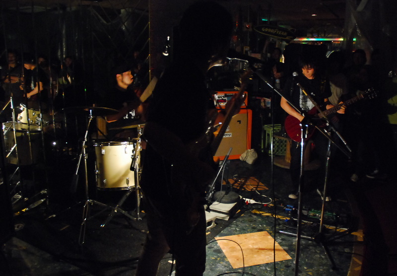 2009.5.17 Trigger off vol.1@高知CHAOTIC NOISE_e0118329_13492175.jpg