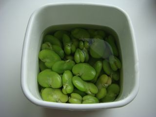 一寸豆 ①_e0134337_12595316.jpg