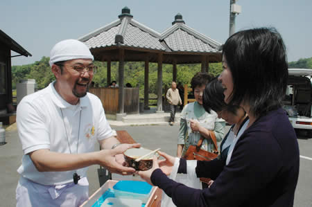 6月の臨時休業のおしらせ_c0092877_2116333.jpg