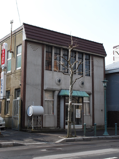 函館・石塚商店(建築家・関根要太郎設計作品研究)その2_f0142606_219865.jpg