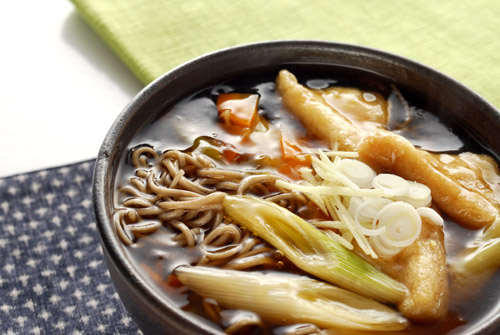 今日のお昼は「きつねぎ あんかけそば」_b0175635_1494791.jpg