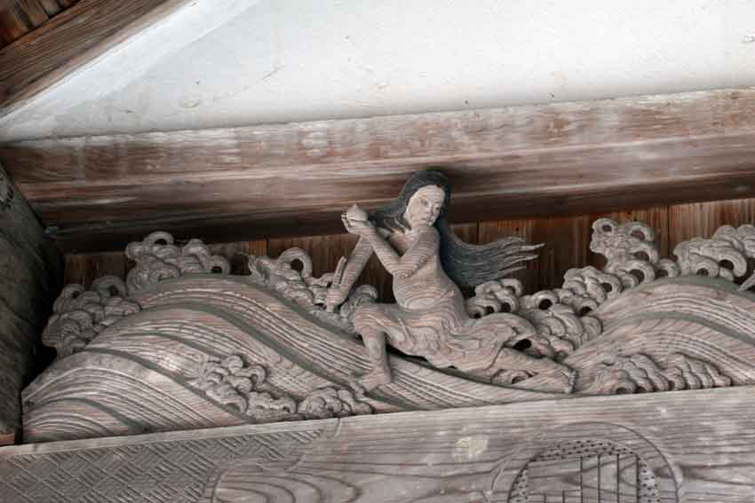 徳島県名西郡神山町「宇佐八幡宮」♪_d0058941_22454019.jpg