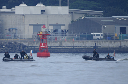 横須賀水中処分隊の皆様「新島行動より帰投」_c0147123_3395441.jpg