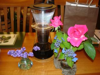 お花いっぱいのコーヒーストーリー・ニシナ屋_e0166301_23171155.jpg