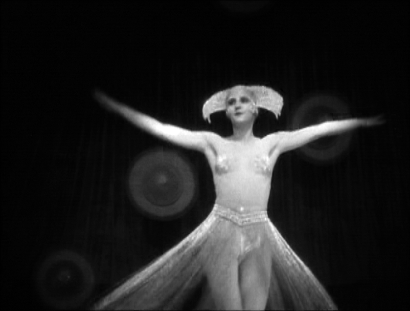 ブリギッテ・ヘルム（Brigitte Helm）「メトロポリス」（1927）《前編》_e0042361_233529.jpg