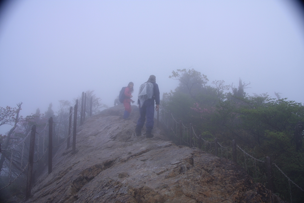 e0024081_2326419.jpg