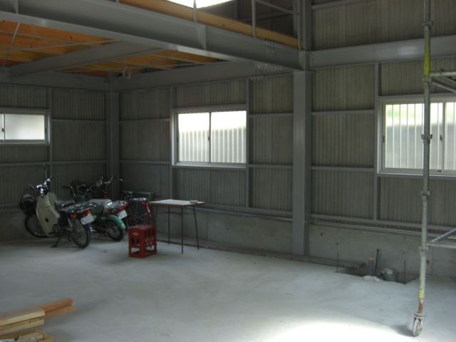H21 5月28日 鹿せんべい工場 完成_e0116798_5535446.jpg
