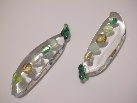 ガラスのお豆_a0115906_2183846.jpg