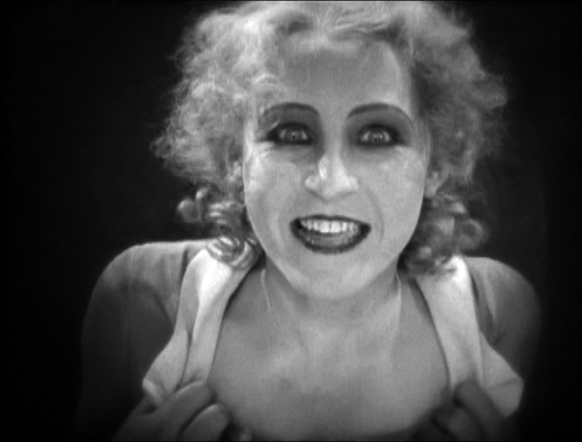 ブリギッテ・ヘルム（Brigitte Helm）「メトロポリス」（1927）《後編》_e0042361_22384141.jpg