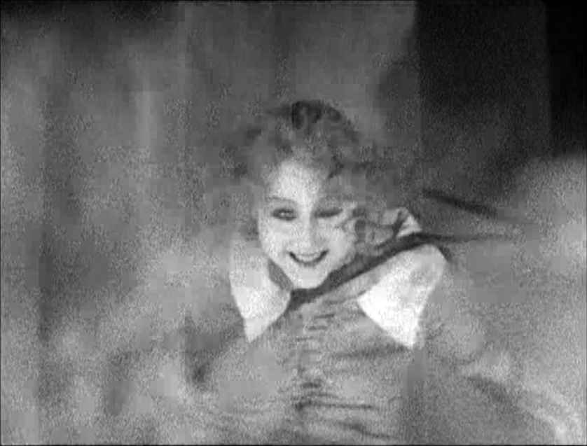 ブリギッテ・ヘルム（Brigitte Helm）「メトロポリス」（1927）《後編》_e0042361_23175144.jpg