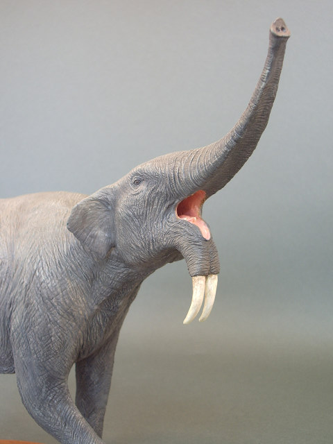 徳川広和「デイノテリウム」 : Tokugawa-Fujimori 古生物模型展示室