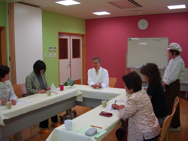 なぜ、人は立って歩けるのか?_c0125702_2244872.jpg