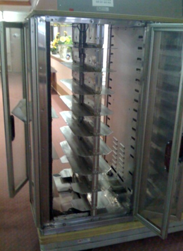 ●入院6日目 病院食とおぼんのなぞ_a0033733_19572483.jpg