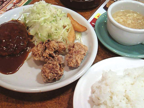 【閉店】オリーブビレッジ食堂 大塚店_c0152767_10492710.jpg