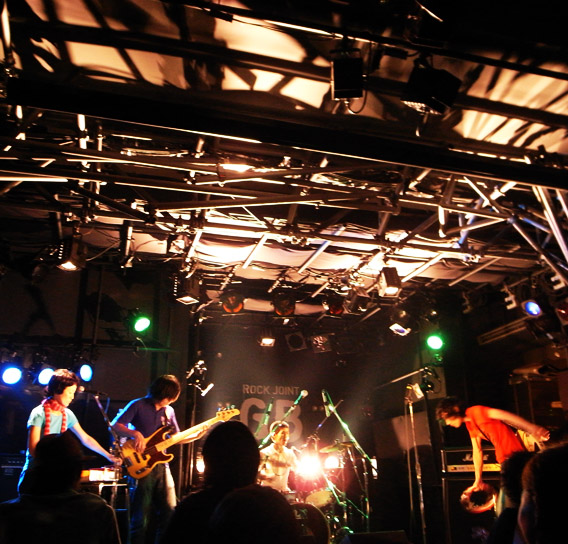 b0188480_110280.jpg
