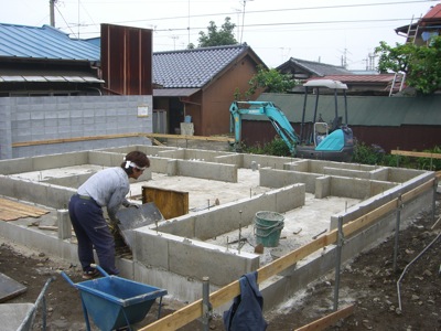 基礎工事_f0138807_23384656.jpg