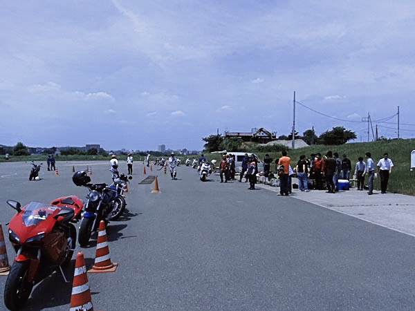 安全運転講習会 in 多摩川_d0136422_19351194.jpg