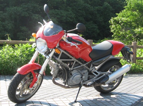 Ducati Monster 1000 S.i.e. : 南都のひとりごと
