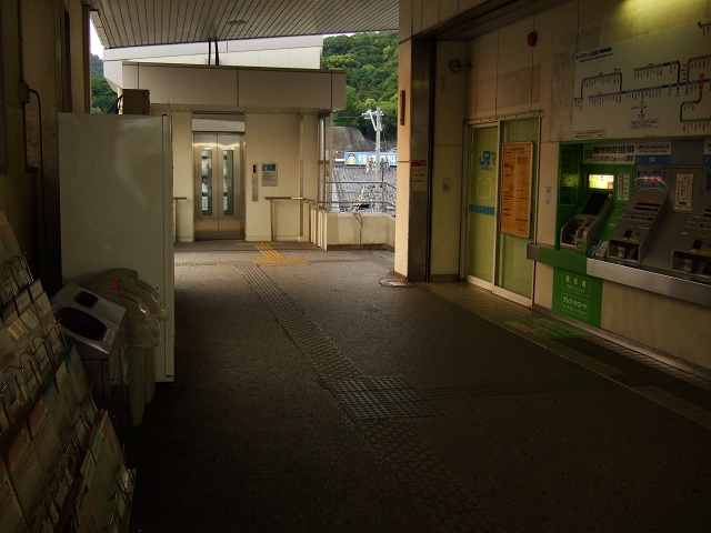 JR海田市駅探訪その3～北口広場と街並み  _b0095061_109117.jpg