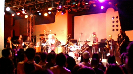 あすは渋谷WOMB でBRASIL祭 (^o^)_b0032617_1793044.jpg