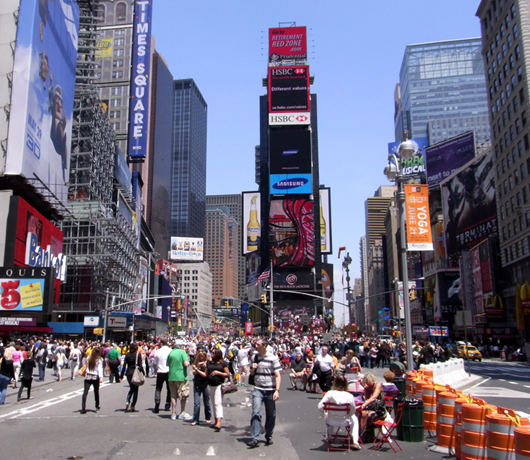 変わらないために、変わり続ける　Traffic-Free Broadway in Times Square_b0007805_1032827.jpg