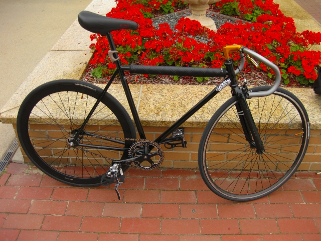 FIXED GEAR 1_a0095515_22553421.jpg