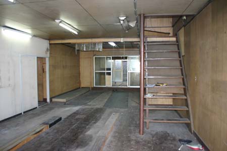 しちりん屋山ノ内店開店 照明の陰_e0074935_1028210.jpg