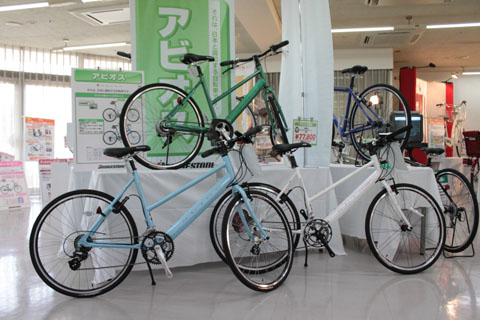 2009年夏 ブリヂストン新車発表会_e0126901_14431254.jpg