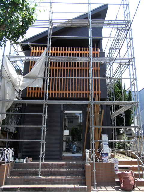 外観・その後の後_b0170419_22424898.jpg
