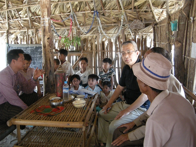 ミャンマー・バガンの僻地に学校を建てる_a0120187_1448372.jpg