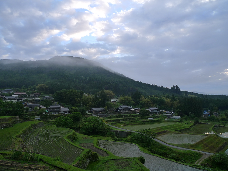 続・坂折棚田の朝（LX3の場合）_b0114598_0274633.jpg