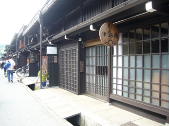 e0100046_19194189.jpg