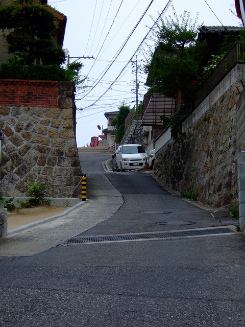 市場坂とカギ型の道～西国街道の旧道と新道の分かれ道_b0095061_852011.jpg