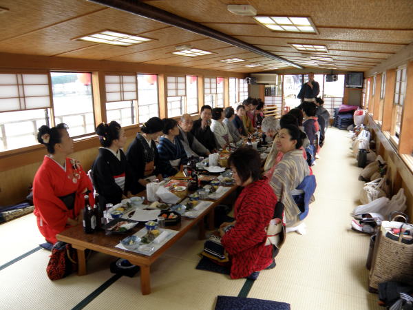 ハニーの赤い船_c0023172_20261966.jpg
