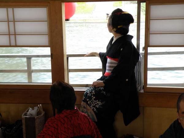 ハニーの赤い船_c0023172_20284539.jpg