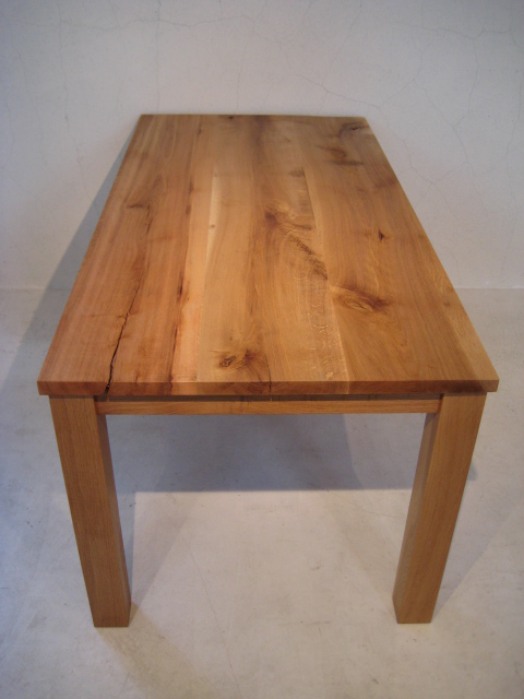 DINING TABLE_c0146581_045227.jpg