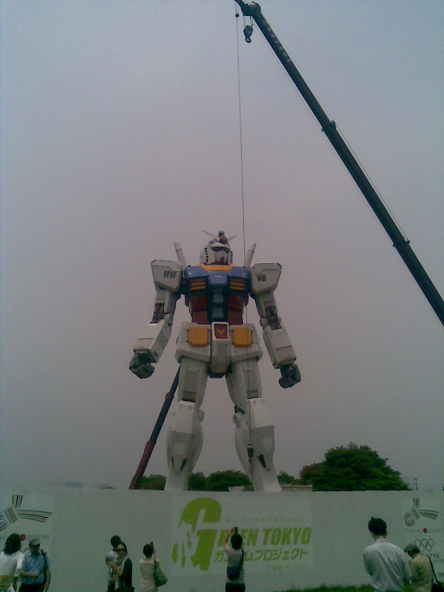 ガンダム台場に立つ パクリ タロウ輪業